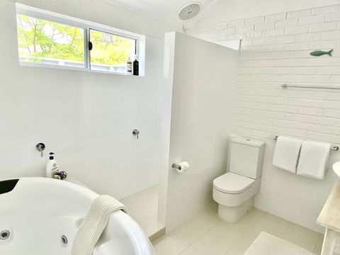 Whitesands Holiday Villas - Accommodation Sunshine Coast 4