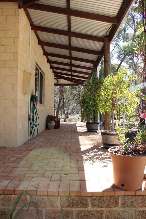 Kendenup Cottages And Lodge - Accommodation Sunshine Coast 16