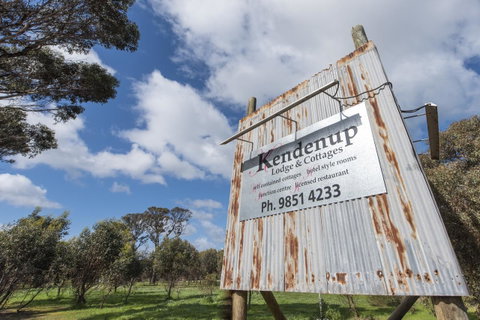 Kendenup Cottages And Lodge - Accommodation Sunshine Coast 0