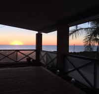Surf views - Accommodation Sunshine Coast