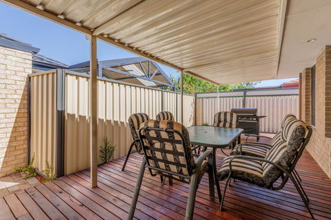 Brilliant, Neat, Convenient, Family-friendly House - Accommodation Sunshine Coast 13