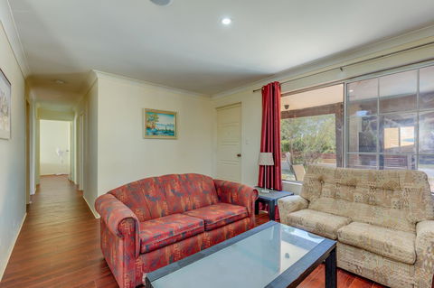 Brilliant, Neat, Convenient, Family-friendly House - Accommodation Sunshine Coast 2