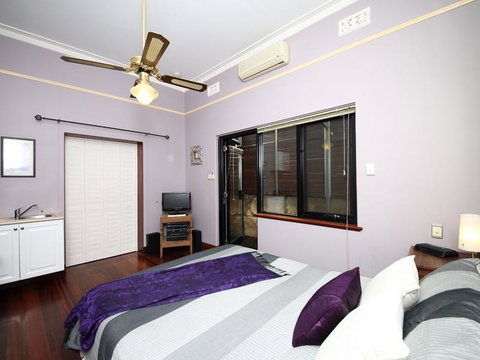 Dawson Accommodation - Accommodation Sunshine Coast 2