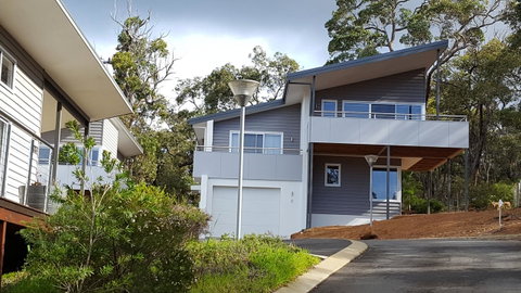 Cape Villas - Accommodation Sunshine Coast 0