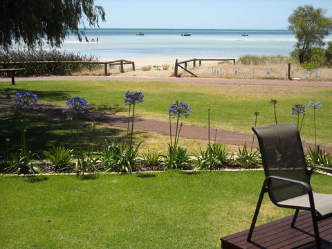Beach House Dunsborough - Accommodation Sunshine Coast 12