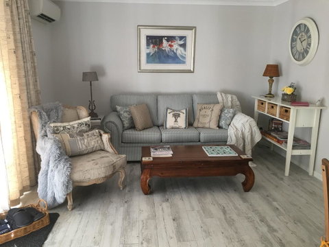 Applegate Lane Chalet - Accommodation Sunshine Coast 10