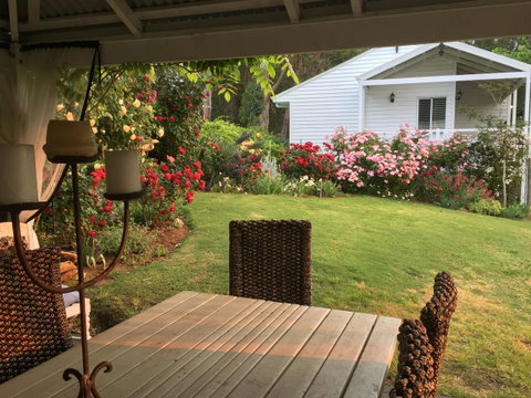 Applegate Lane Chalet - Accommodation Sunshine Coast 19