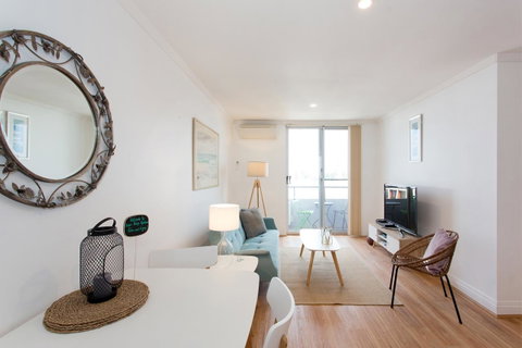 Ocean Breeze Apartment - Accommodation Sunshine Coast 12