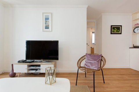 Ocean Breeze Apartment - Accommodation Sunshine Coast 16