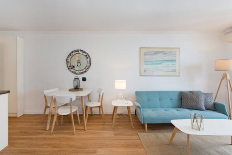 Ocean Breeze Apartment - Accommodation Sunshine Coast 22