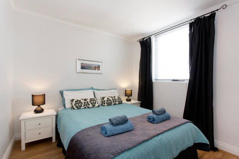 Ocean Breeze Apartment - Accommodation Sunshine Coast 32