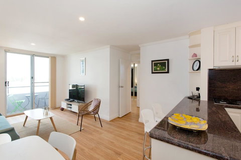 Ocean Breeze Apartment - Accommodation Sunshine Coast 15