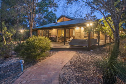 53 Martina Drive - Accommodation Sunshine Coast 3