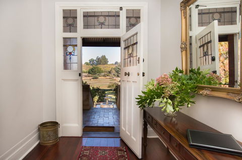 Historic Oakhill House Entire Estate - Accommodation Sunshine Coast 3