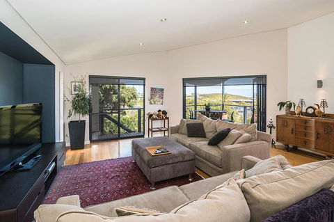 Rockpool - Accommodation Sunshine Coast 39