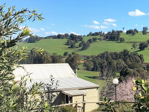 Balingup Highview Chalets - Accommodation Sunshine Coast 37