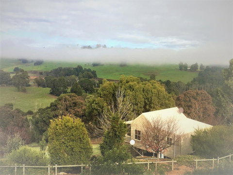 Balingup Highview Chalets - Accommodation Sunshine Coast 19
