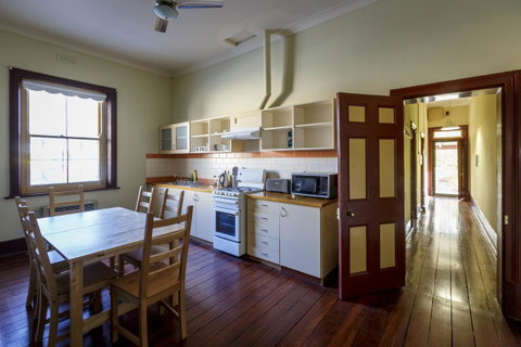 Fremantle Colonial Cottages - Accommodation Sunshine Coast 11