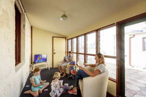 Fremantle Colonial Cottages - Accommodation Sunshine Coast 13