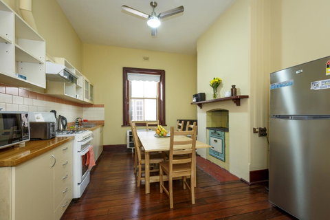 Fremantle Colonial Cottages - Accommodation Sunshine Coast 1