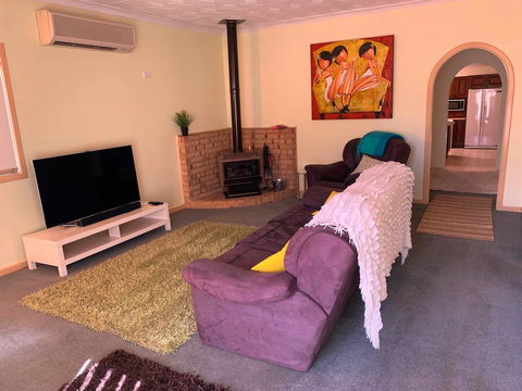 The Cottage That Could - Accommodation Sunshine Coast 5