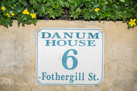 Danum House - Accommodation Sunshine Coast 23
