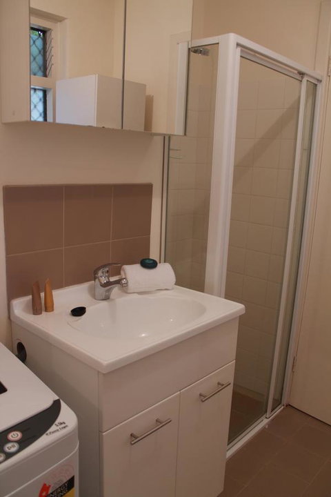 Mt Pleasant Apartment - Accommodation Sunshine Coast 11