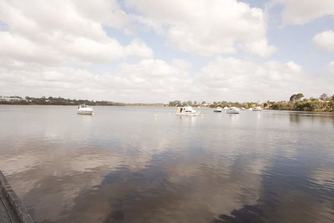 Mt Pleasant Apartment - Accommodation Sunshine Coast 10