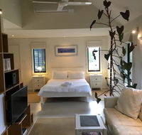 DESIGNER'S STUDIO - Accommodation Sunshine Coast