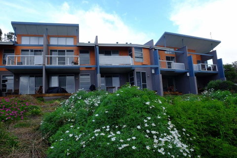 Seaview And Spa At Torbay - Accommodation Sunshine Coast 3