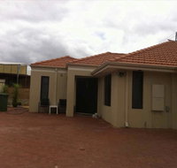 House close to airport - Accommodation Sunshine Coast