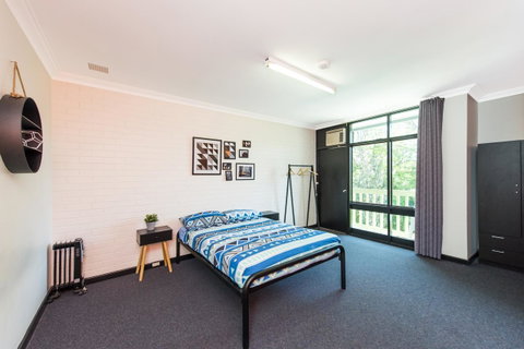 Billabong Backpackers Resort - Accommodation Sunshine Coast 8