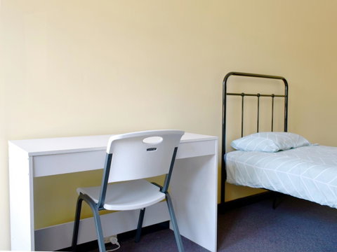 Billabong Backpackers Resort - Accommodation Sunshine Coast 4