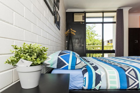 Billabong Backpackers Resort - Accommodation Sunshine Coast 7