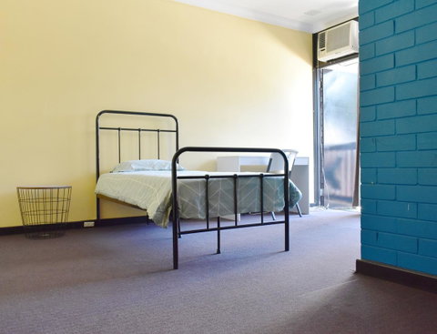Billabong Backpackers Resort - Accommodation Sunshine Coast 1