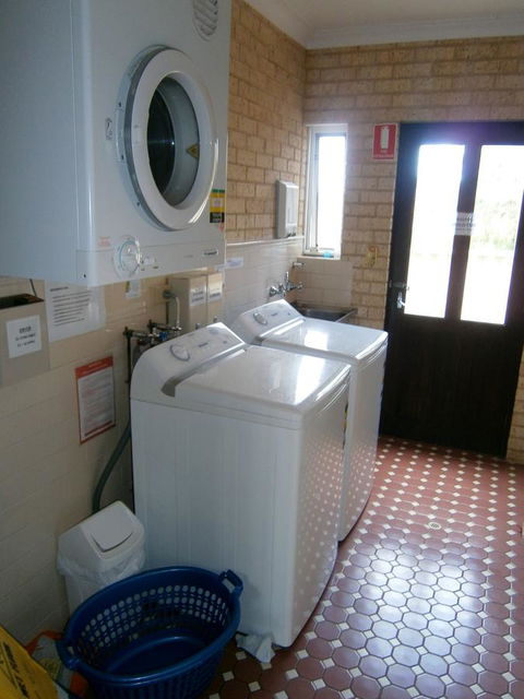 Baywatch Retreat Augusta - Accommodation Sunshine Coast 27
