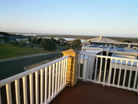 Baywatch Retreat Augusta - Accommodation Sunshine Coast 31