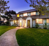 Sienna Estate Lodge And Winery - Accommodation Sunshine Coast