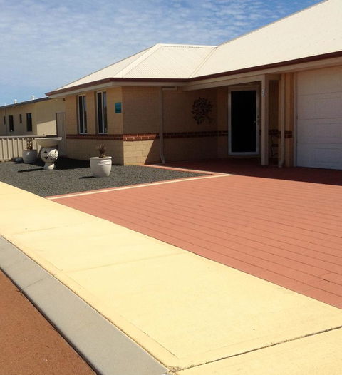 Aaratti House - Accommodation Sunshine Coast 0