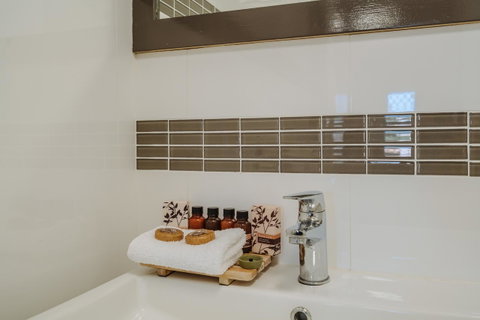 Canning Bridge Auto Lodge - Accommodation Sunshine Coast 23