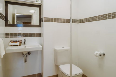 Canning Bridge Auto Lodge - Accommodation Sunshine Coast 24