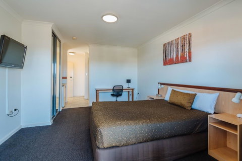 Canning Bridge Auto Lodge - Accommodation Sunshine Coast 5