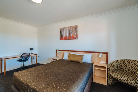 Canning Bridge Auto Lodge - Accommodation Sunshine Coast 3
