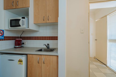 Canning Bridge Auto Lodge - Accommodation Sunshine Coast 7