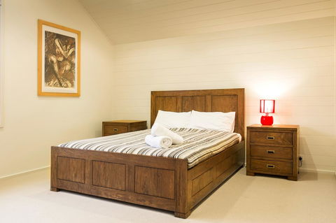 Arthouse - Accommodation Sunshine Coast 15