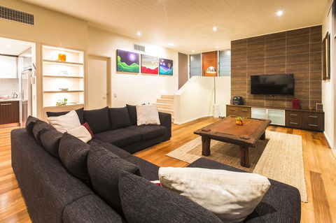 Arthouse - Accommodation Sunshine Coast 7