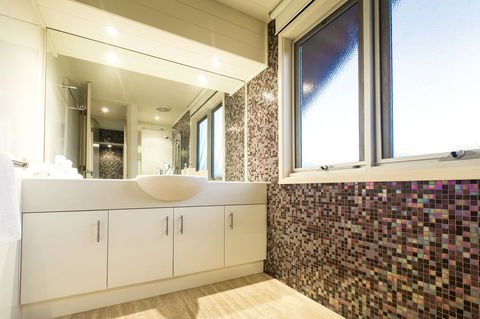Arthouse - Accommodation Sunshine Coast 24