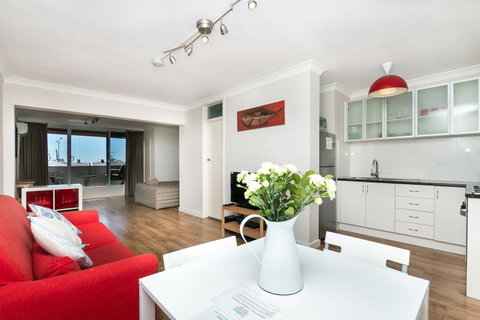 Fremantle Sunset Studio Rottnest Island Views - Accommodation Sunshine Coast 0