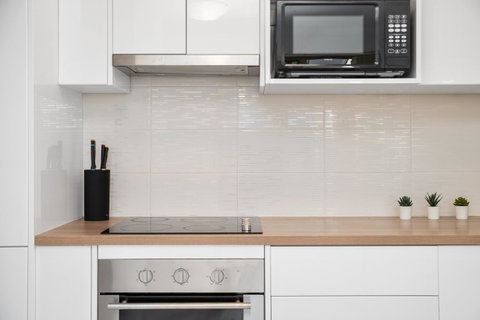 Applecross Village Residence - Accommodation Sunshine Coast 13