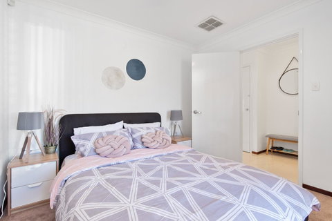 Applecross Village Residence - Accommodation Sunshine Coast 19